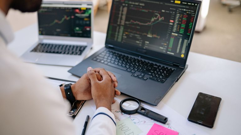 Enostrats en 2026 : que vaut cette plateforme de trading ?